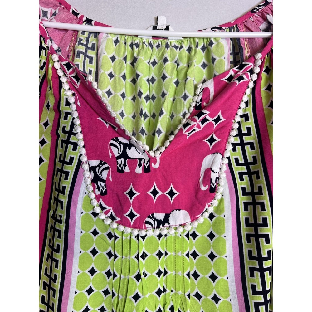 Crown & Ivy Woman 3/4 Sleeve V-Neck Pink Lime Elephant Print Top Size 3X - Picture 5 of 9